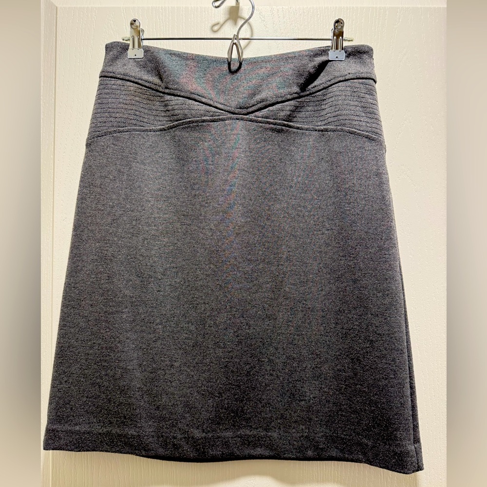 Adrienne Vitadini Pencil Skirt - Dark Gray in Size 6
